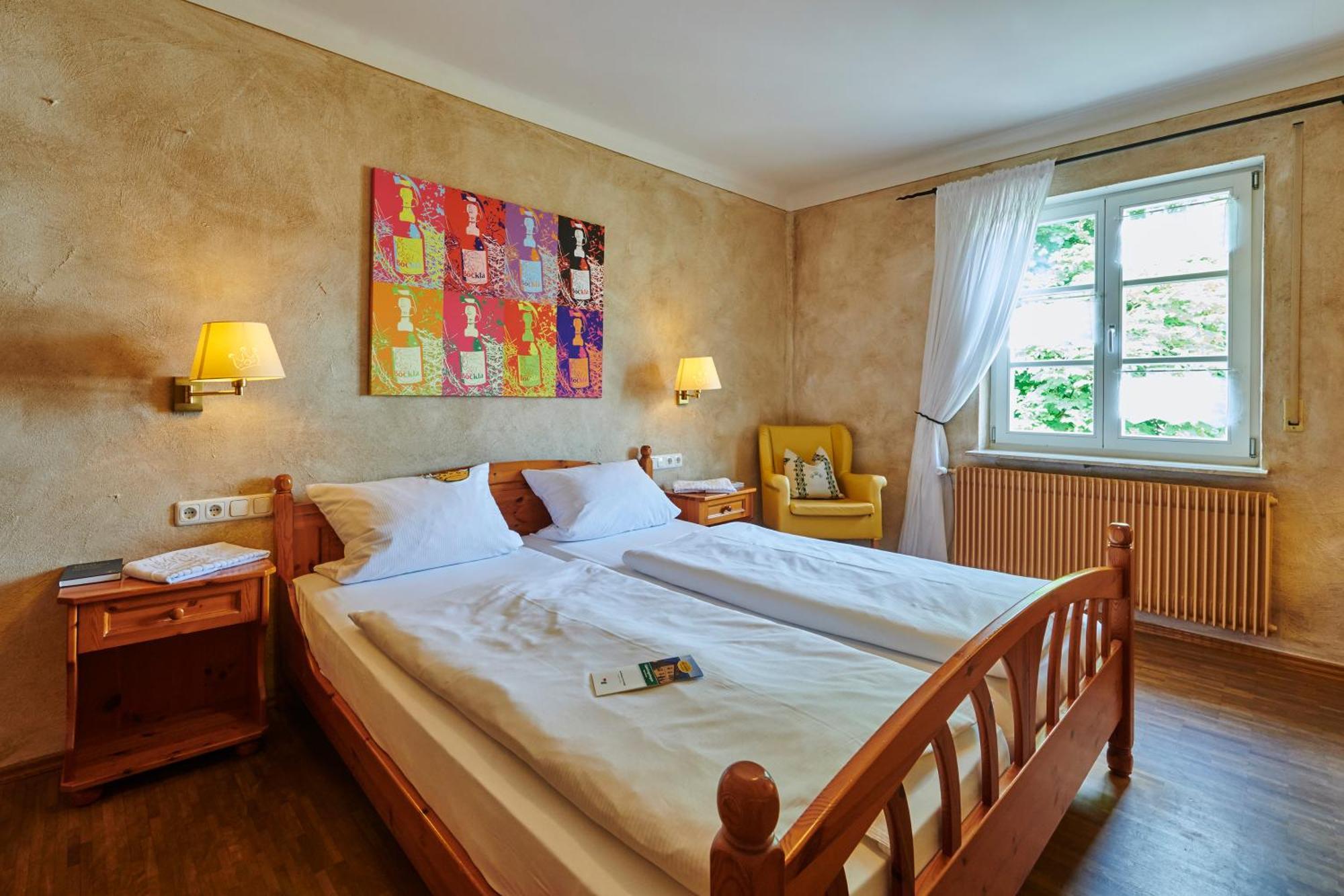 מאמלסדורף Hotel & Brauereigasthof Drei Kronen מראה חיצוני תמונה