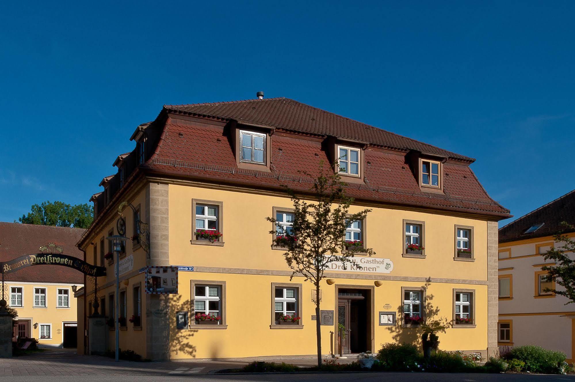מאמלסדורף Hotel & Brauereigasthof Drei Kronen מראה חיצוני תמונה