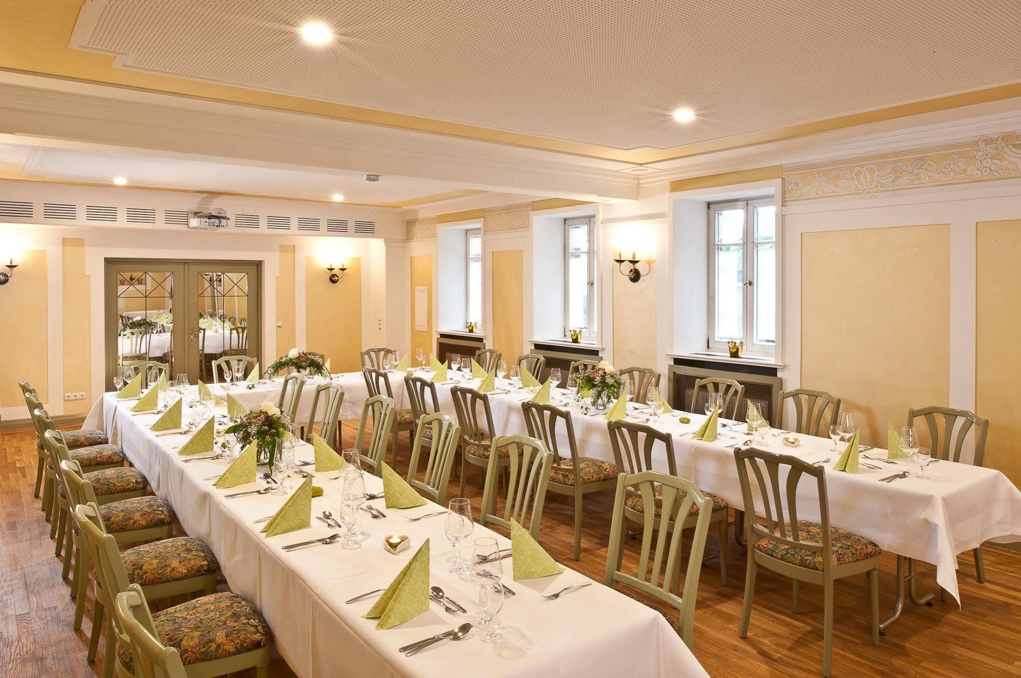 מאמלסדורף Hotel & Brauereigasthof Drei Kronen מראה חיצוני תמונה